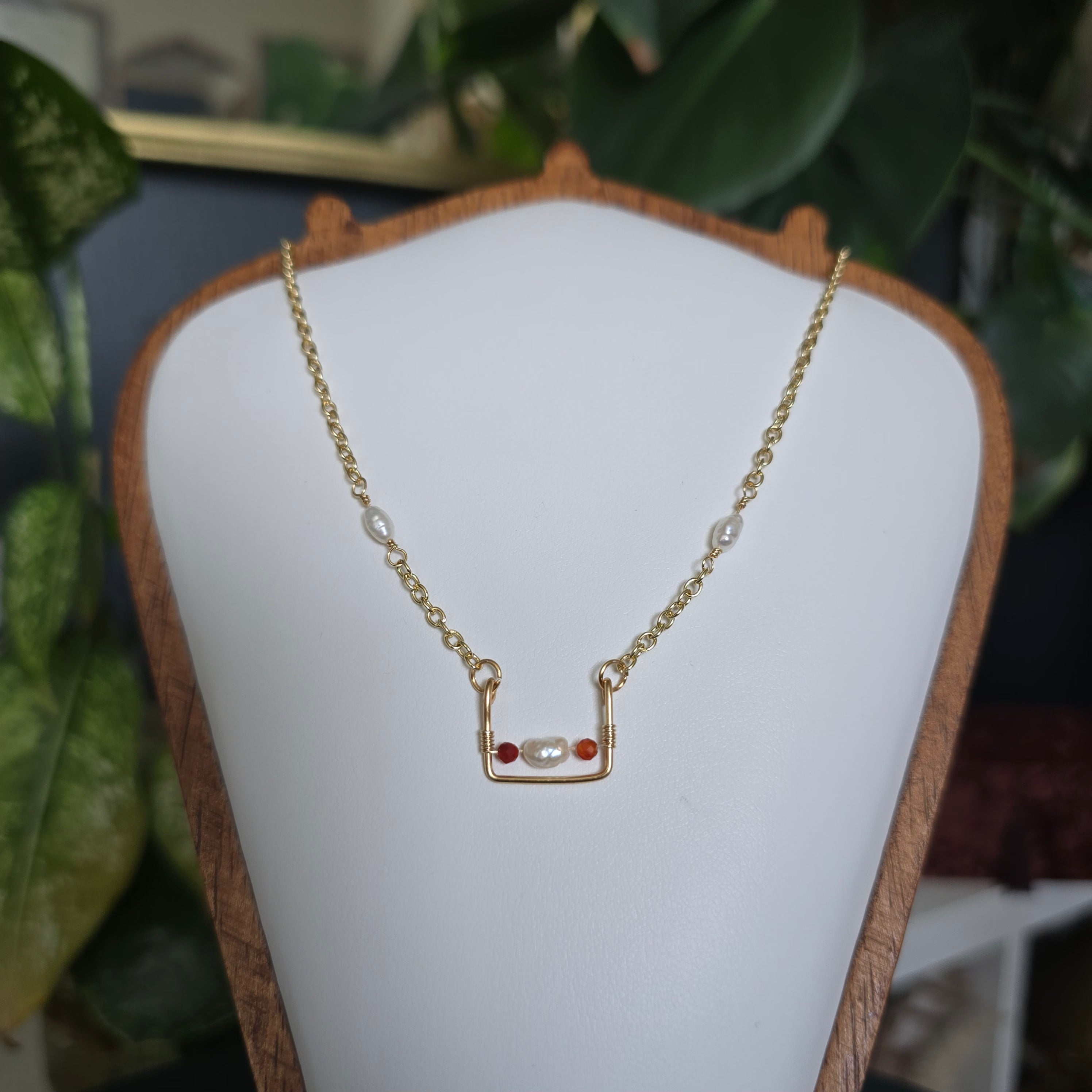 Unique Pearl Necklace