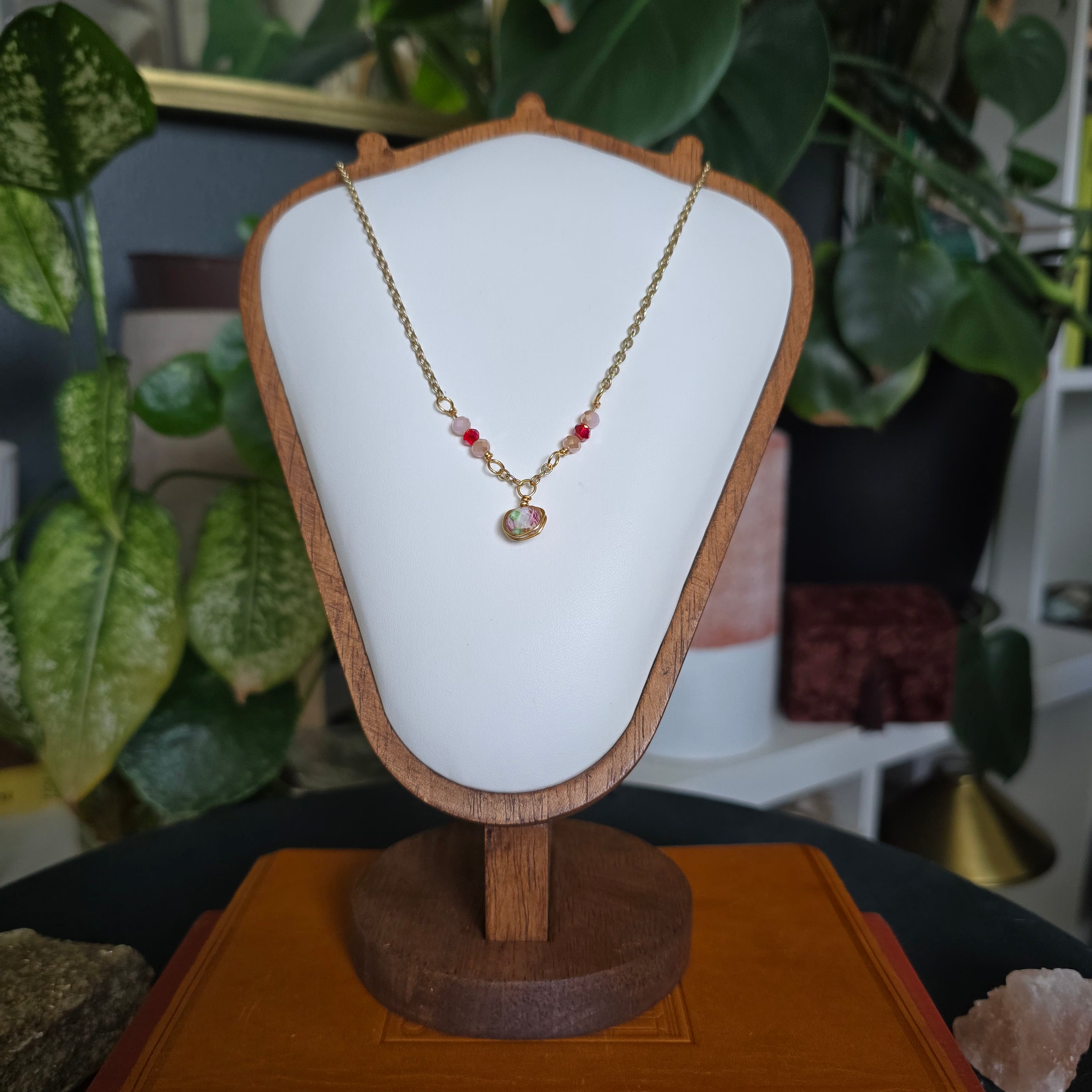 Rose Pendant Necklace